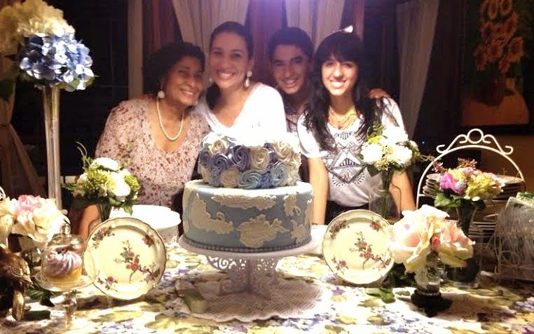 Tarta-de-fresas-y-frambuesas