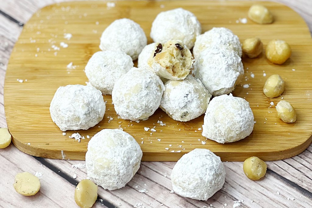 Polvorones de Macadamia y Chocolate