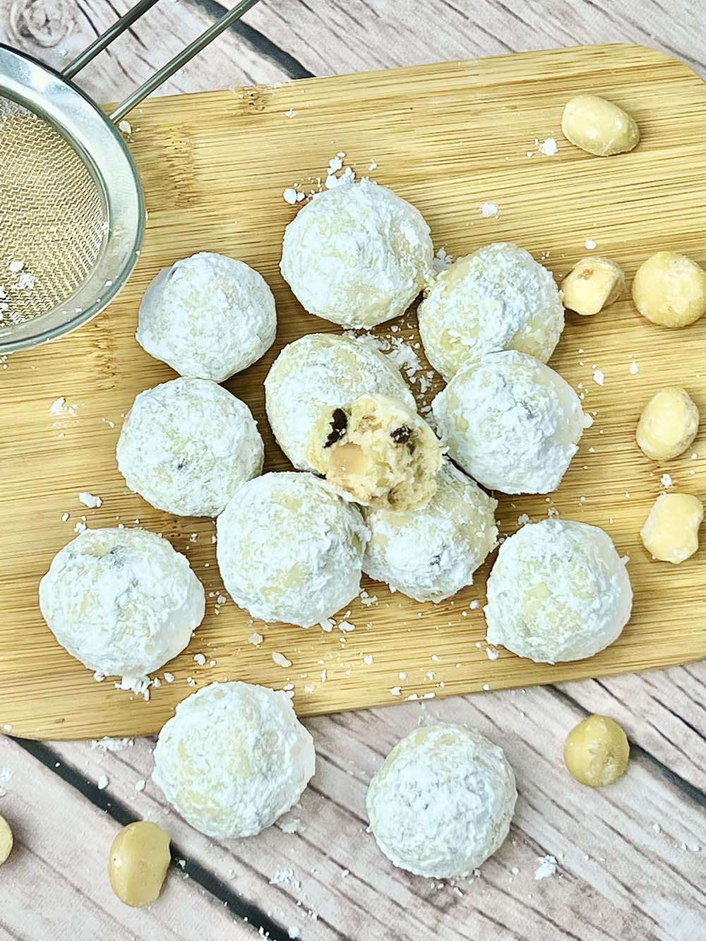 Polvorones de Macadamia y Chocolate