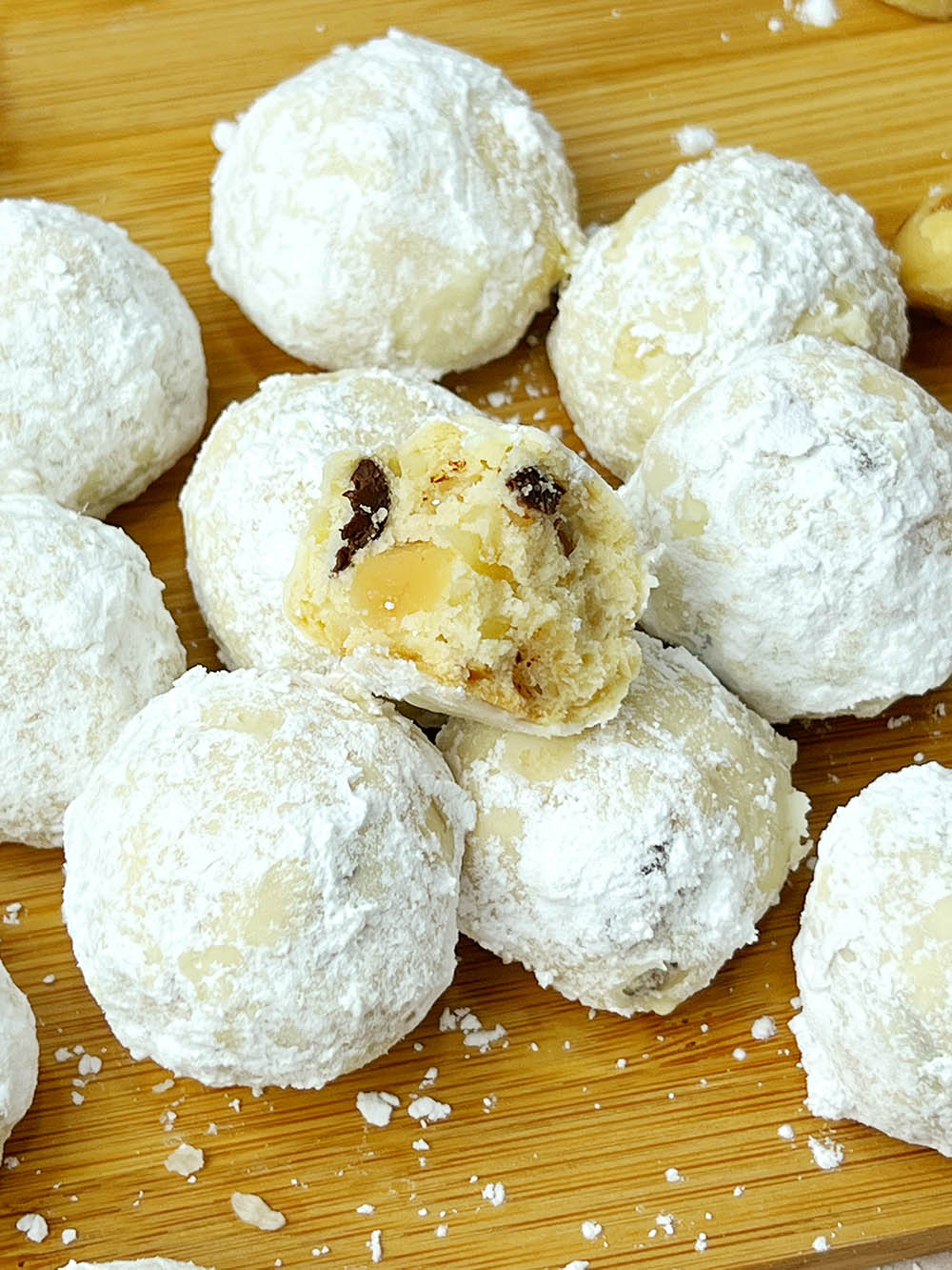 Polvorones de Macadamia y Chocolate